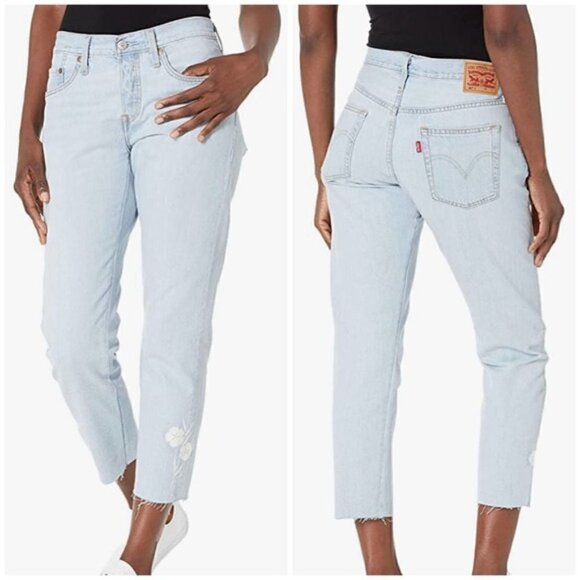 #46 NWT Levi’s 501 Crop Taper Original Floral Straight Leg Jeans Size 28 - Picture 1 of 8